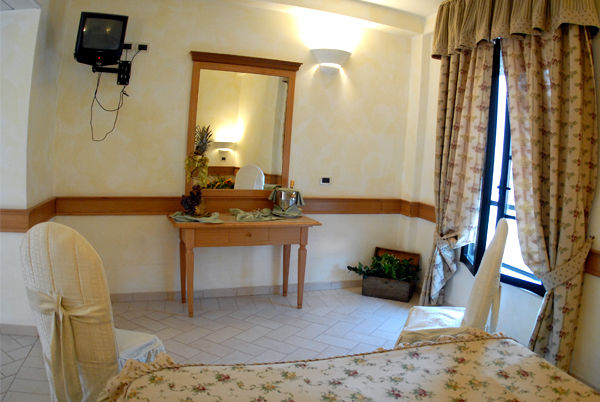 Hotel Pace San Giovanni Rotondo Rom bilde